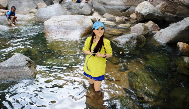 Plew or Phlio waterfall, great waterfall and lots of fish!